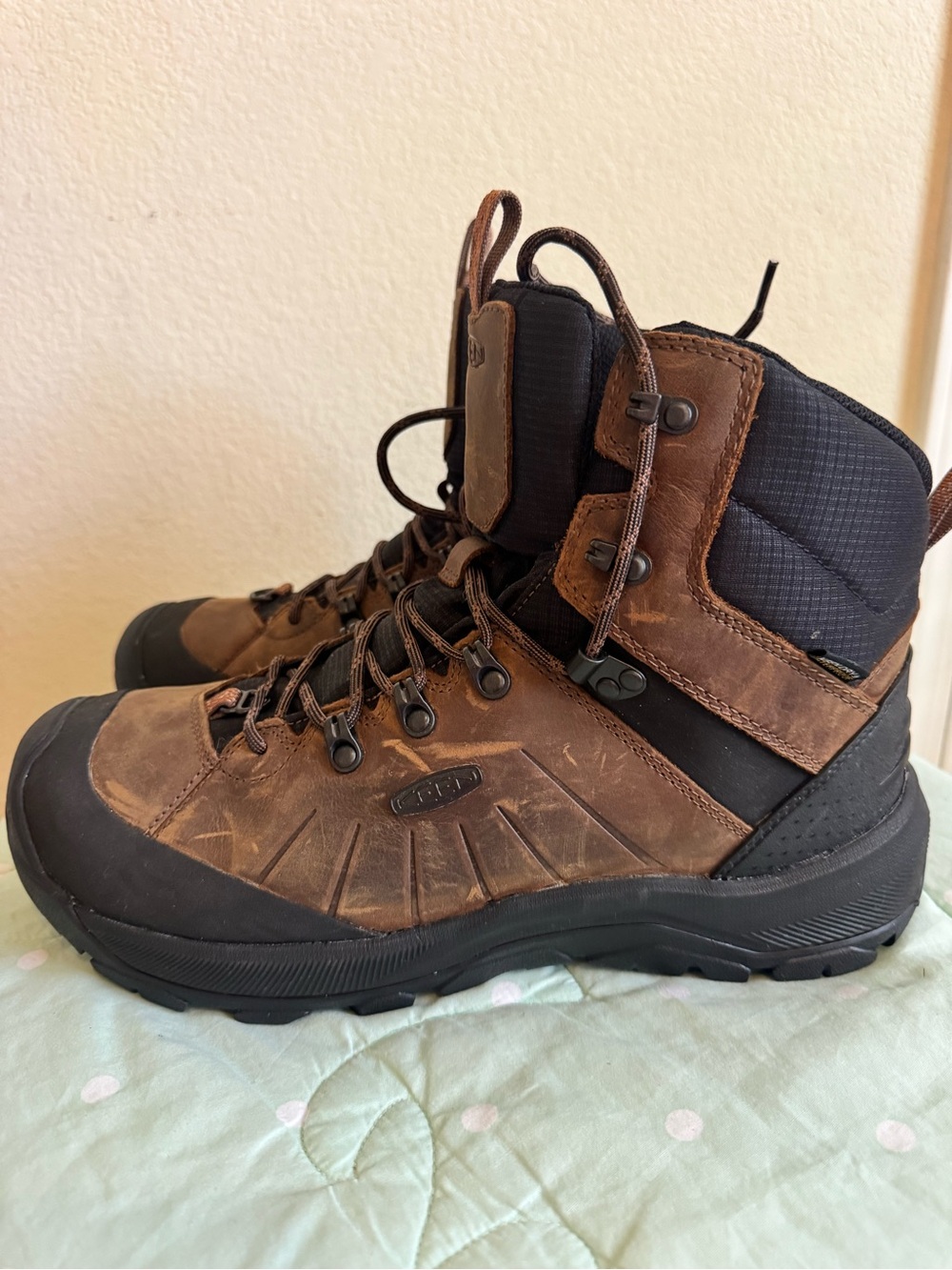 NEW  KEEN Men's Revel IV Mid Polar boots  waterproof leather Size 12